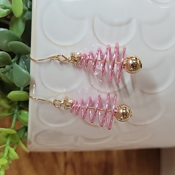 PINK COIL TREE CHRISTMAS EARRINGS - Picture 3 of 8